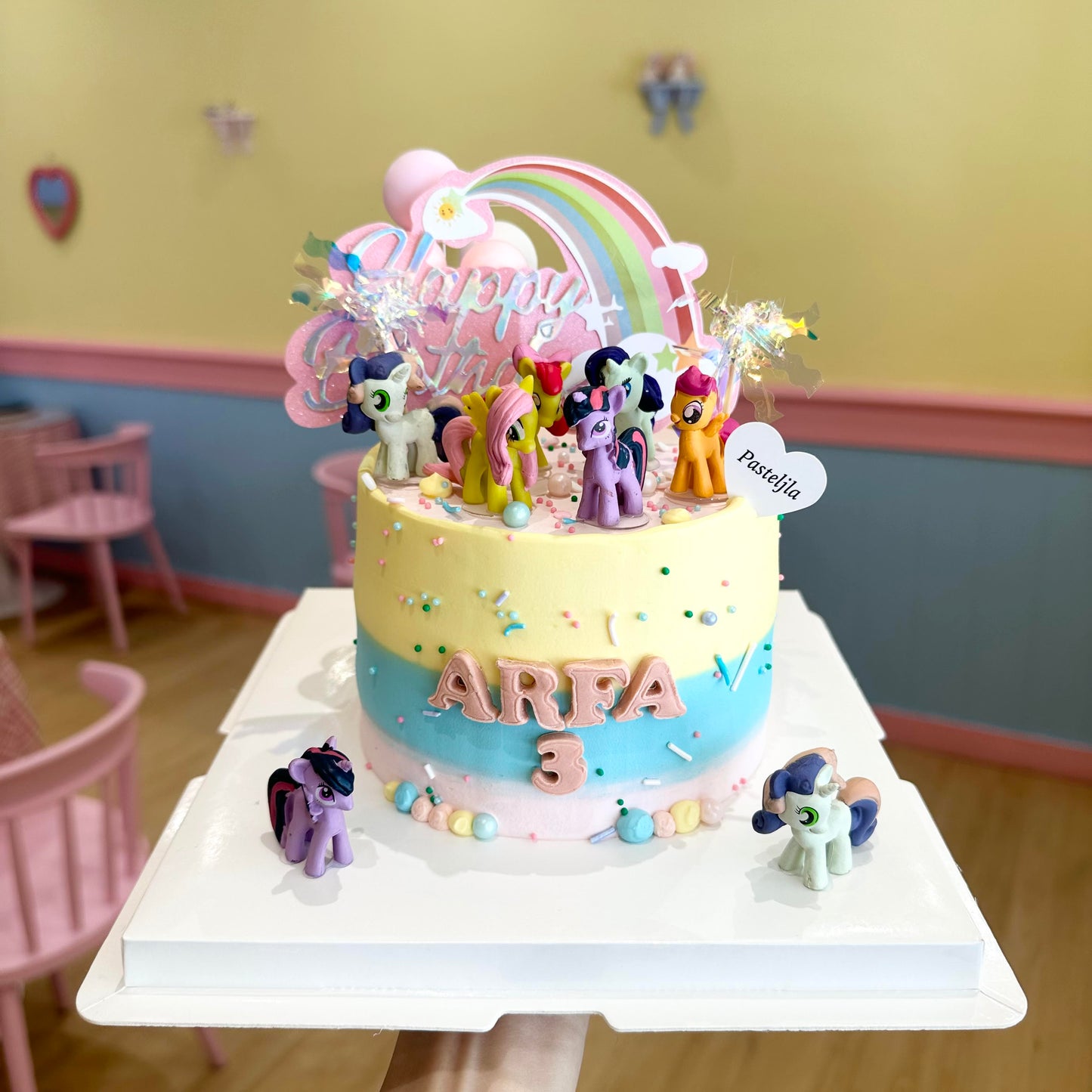 Little pony cake