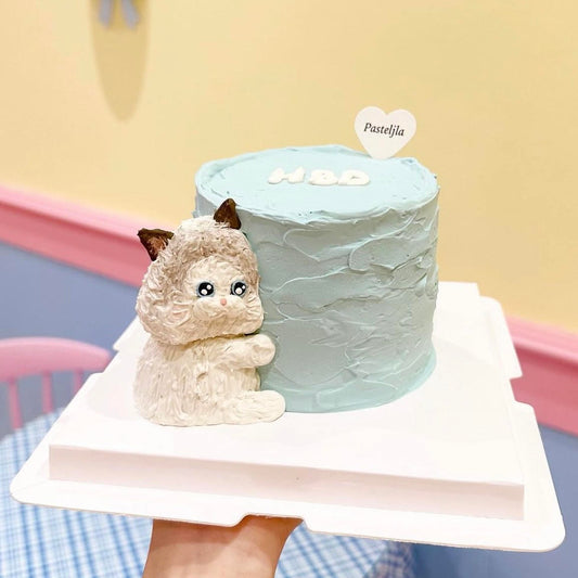 Huggy Kitten Cake