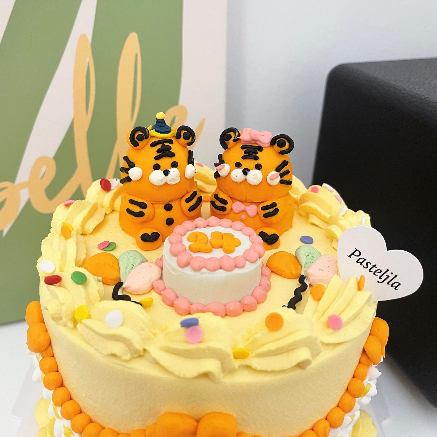 Two Tigers Cake