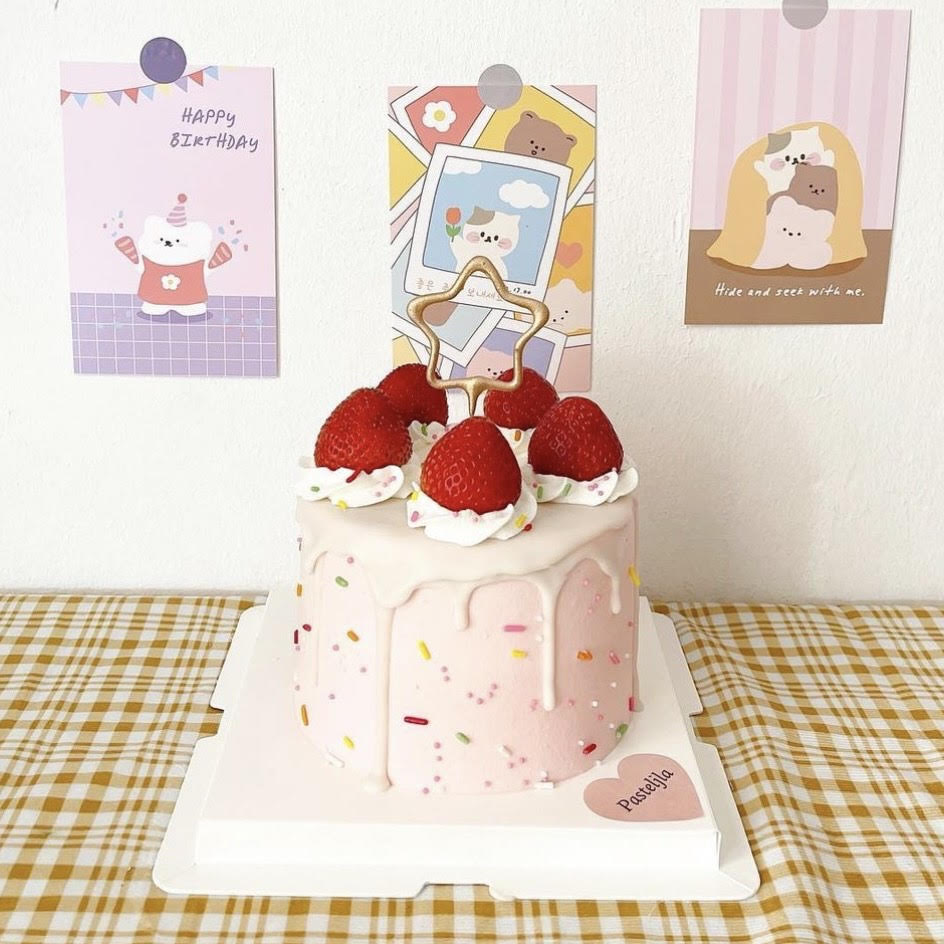 Spinkles Strawberry Cake