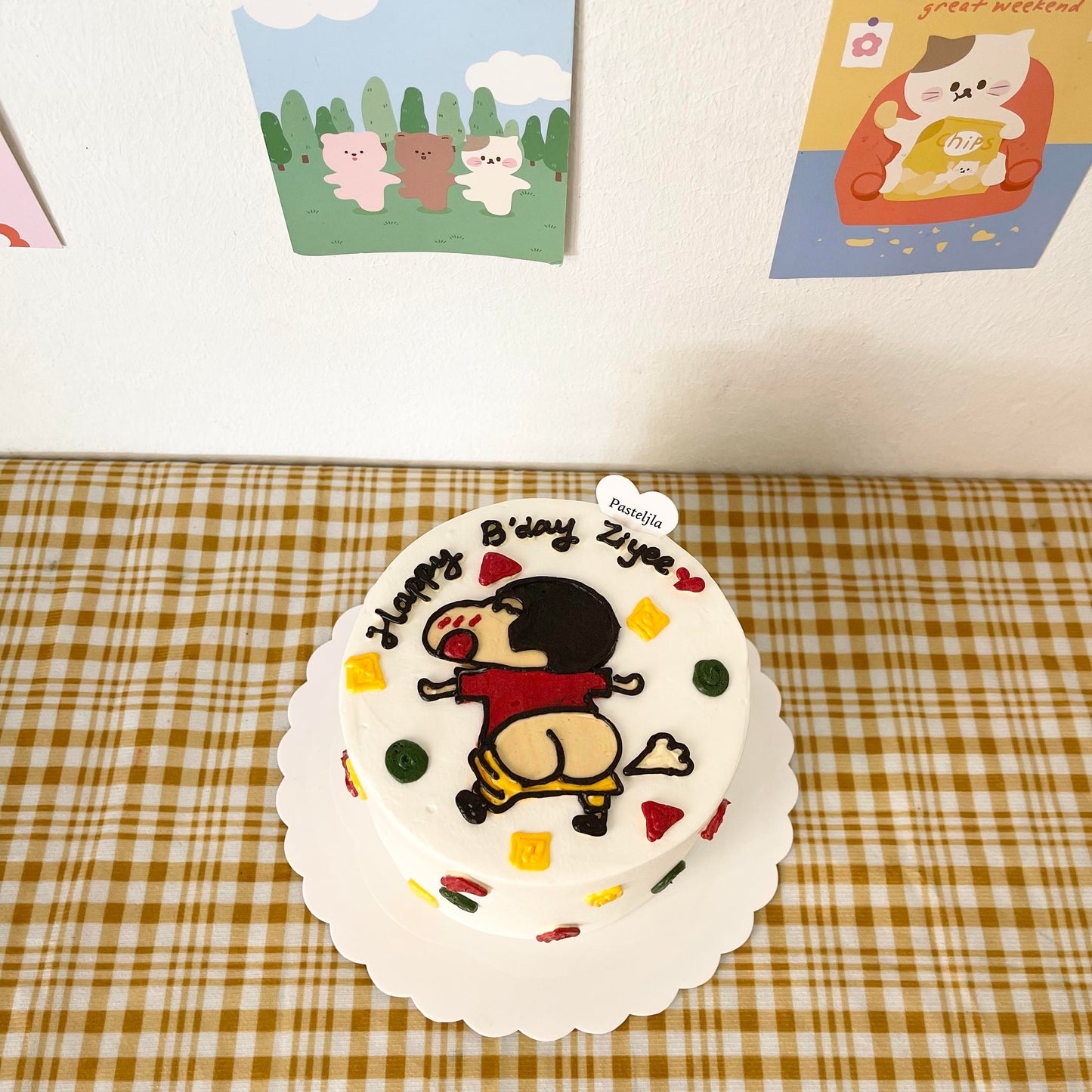 Naughty Shin Chan Cake