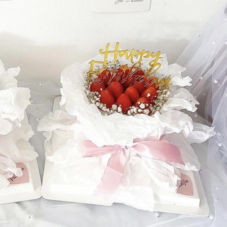 Strawberry Bouquet With Fresh Baby Breath