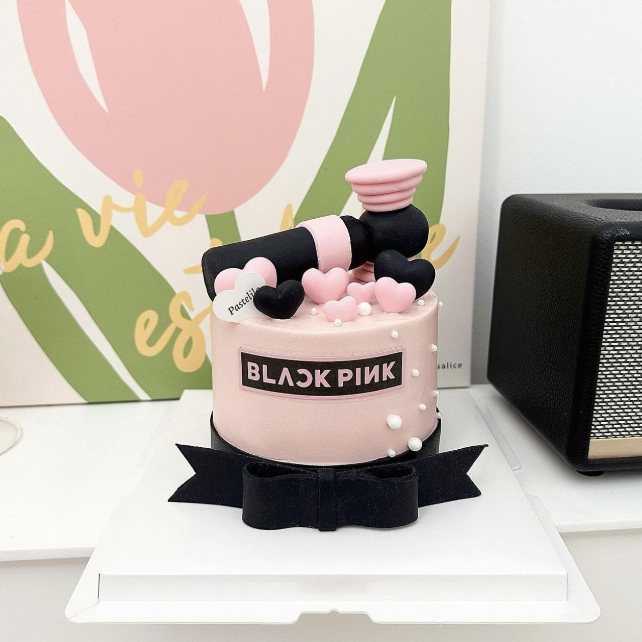 Black Pink Cake