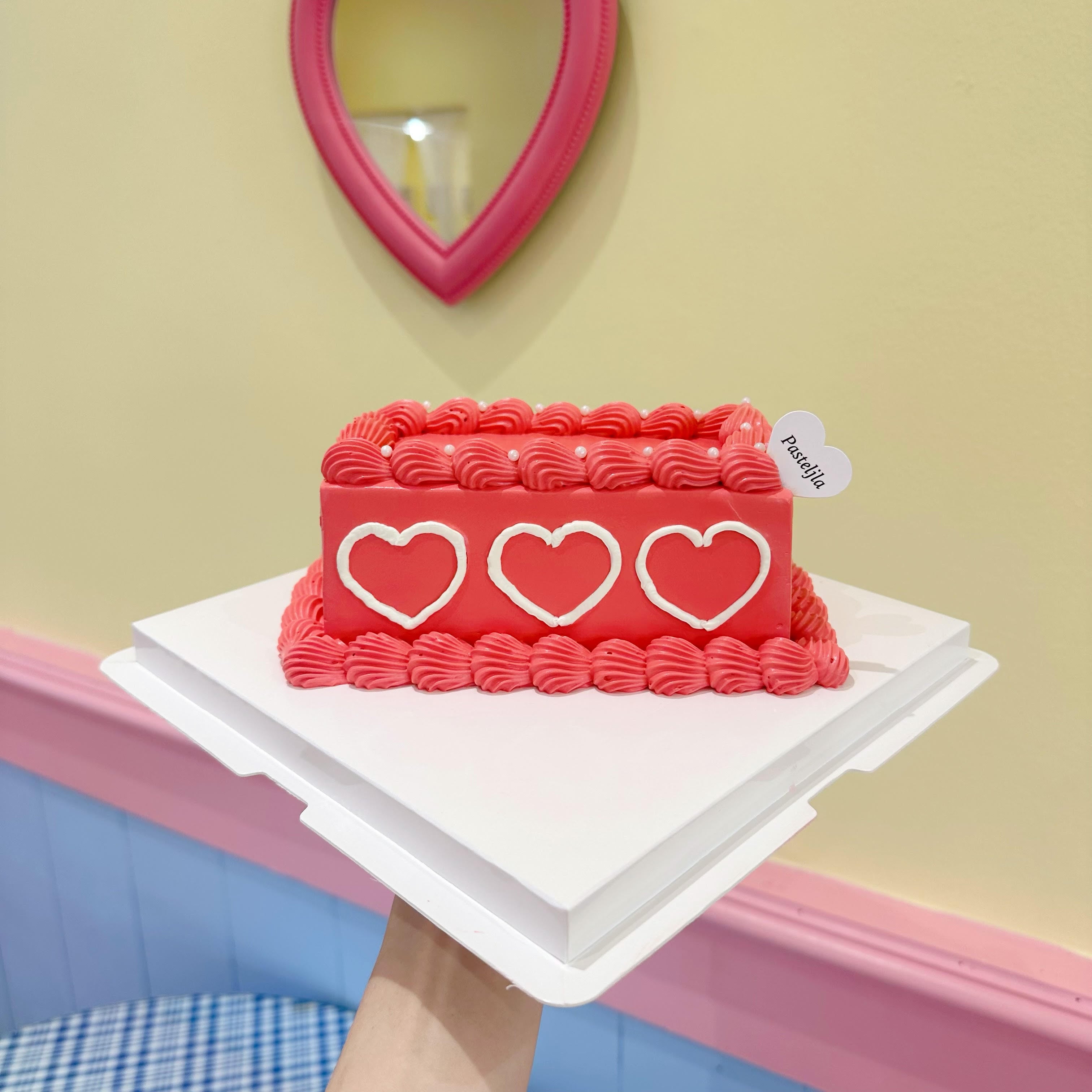 Rectangle Hearty Cake – Pasteljla