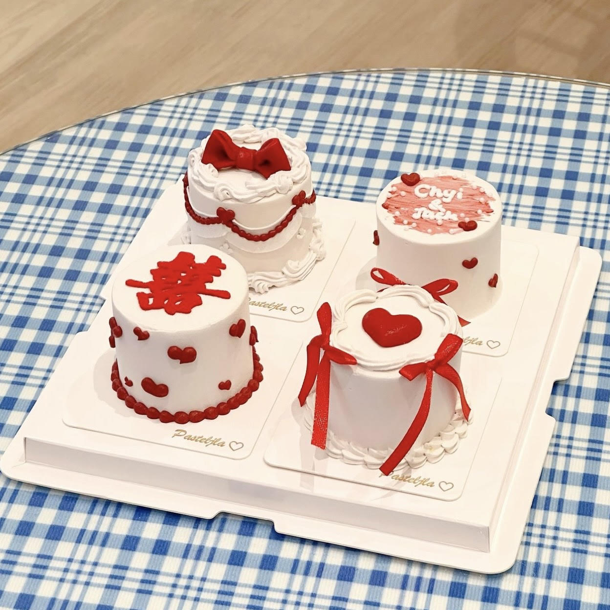 Chinese wedding tiny cake set