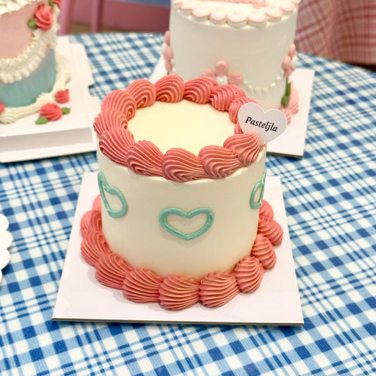 Minimalist pastel cake