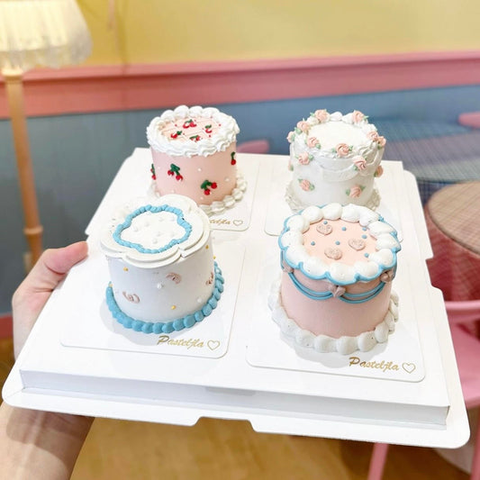 Sweet pastel tiny cake set